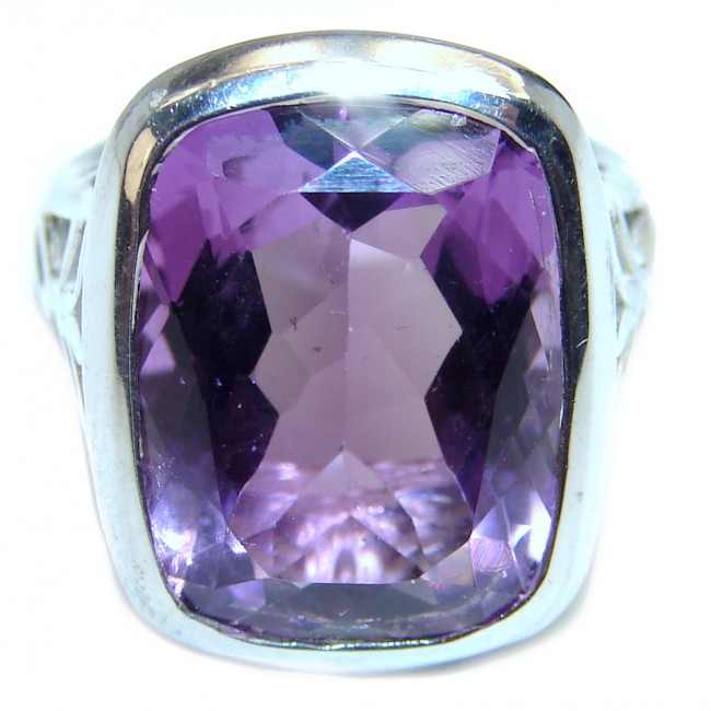 Purple Beauty 18.5 carat Amethyst .925 Sterling Silver Ring size 4 1/2