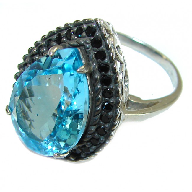 18.8 carat Swiss Blue Topaz Sapphire .925 Sterling Silver handmade Ring size 9