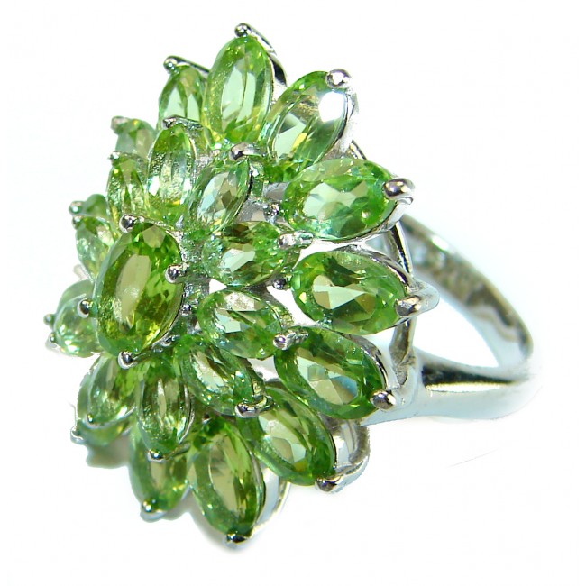 Incredible Beauty authentic Peridot .925 Sterling Silver Perfectly handcrafted Ring s. 5 3/4
